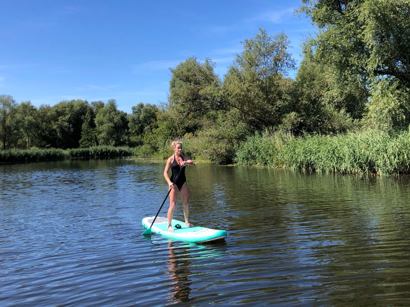 Stand-Up-Paddling auf der Recknitz direkt am Schloss